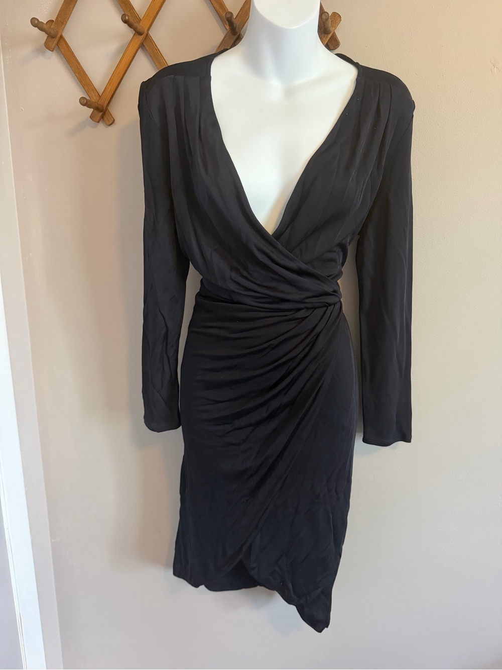 Aritzia Babaton Didier Black Didier Faux Wrap Pleated Long Sleeve Dress M